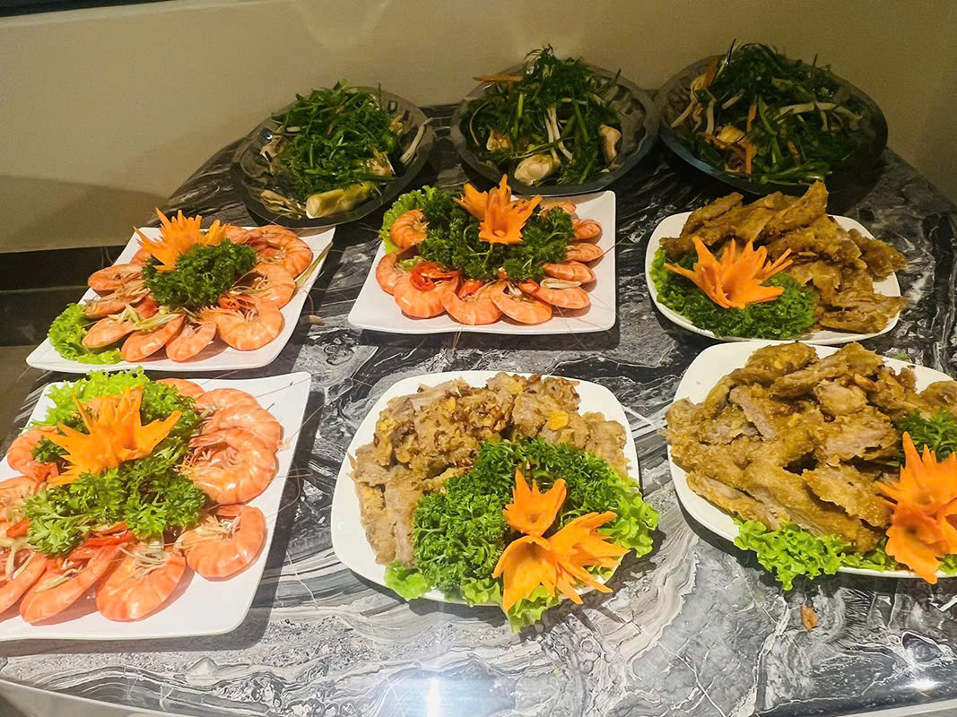 đặt cỗ dê ở cầu giấy