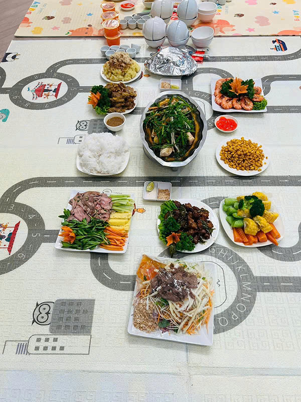 Đặt tiệc buffet Mai Dịch