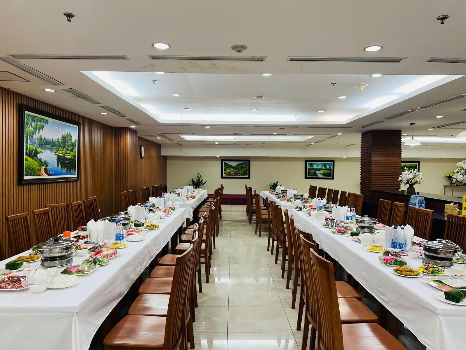 Đặt cỗ dê ở Dịch Vọng Hậu