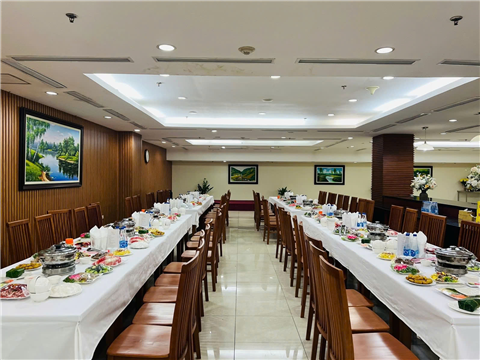Ảnh Đặt cỗ dê ở Dịch Vọng Hậu