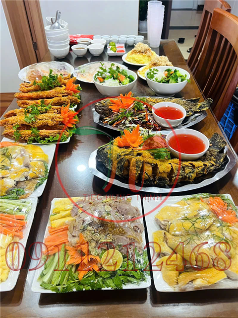 Ảnh Đặt cỗ 49 ngày ở Trung Hòa