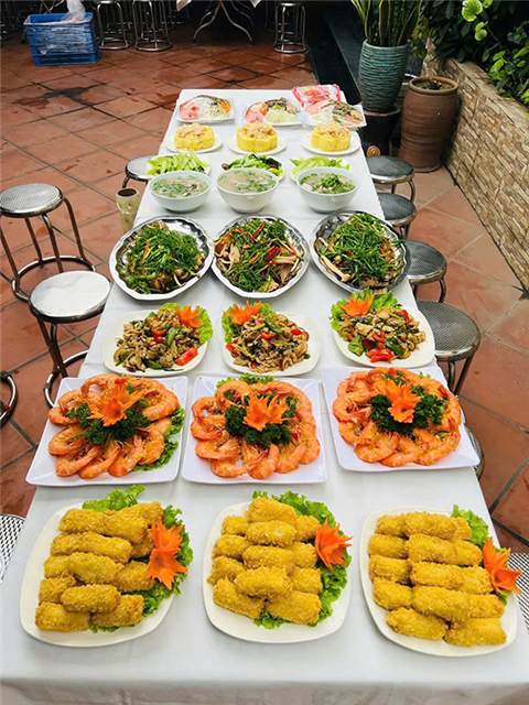 Ảnh Đặt cỗ giỗ ở Dịch Vọng Hậu