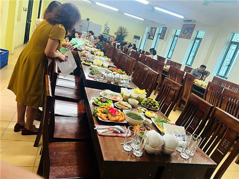 Ảnh Đặt cỗ công ty ở Yên Hòa