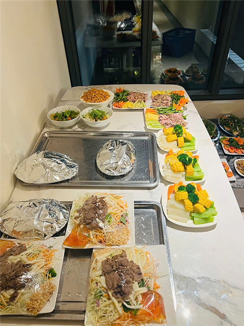 Ảnh Đặt cỗ dê ở Yên Hòa